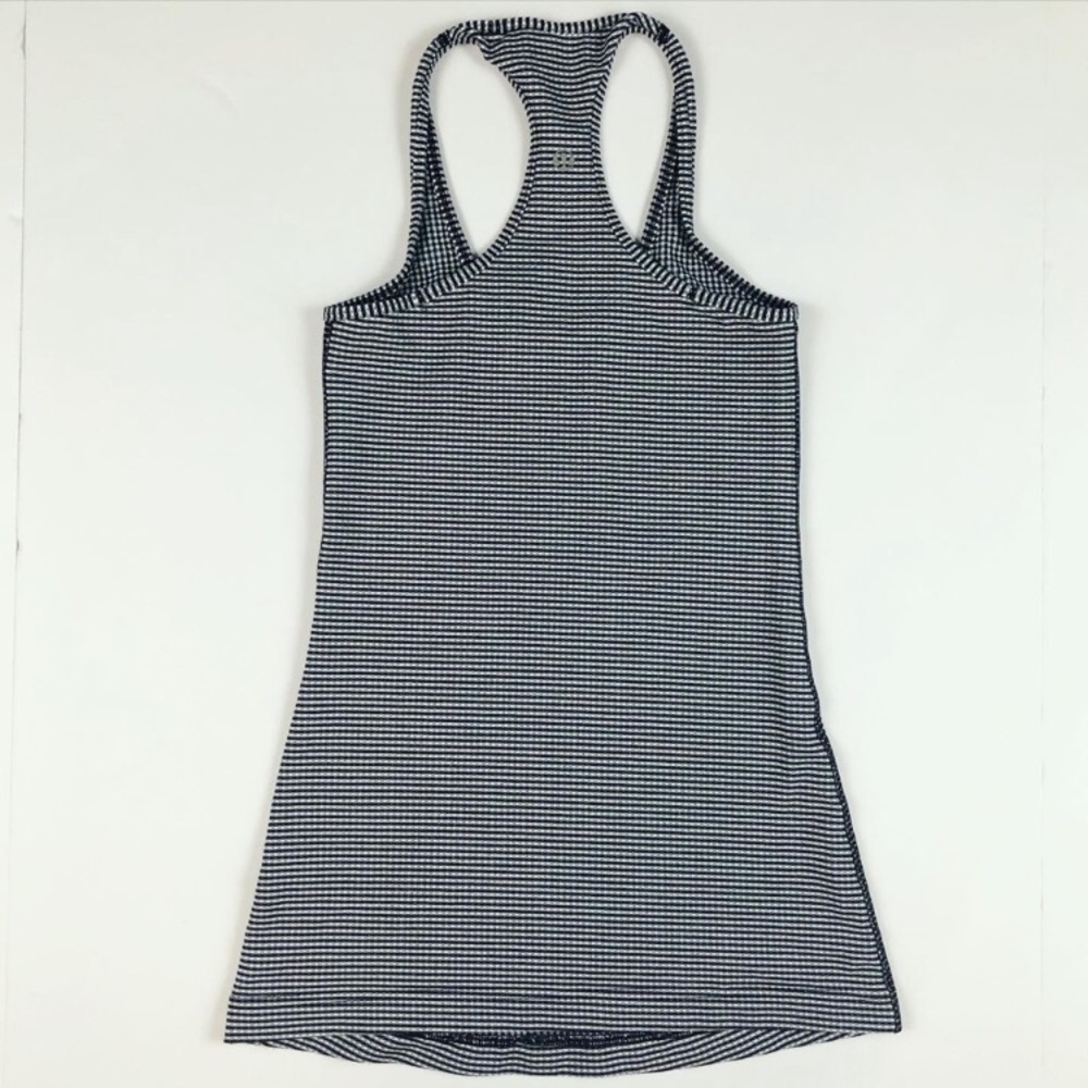 ⭐️🌴Lululemon Racerback Top - Picture 2 of 4